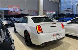 کرایسلەر 300